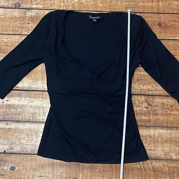 Low cut, Kenneth Cole Black Top - Picture 2 of 4